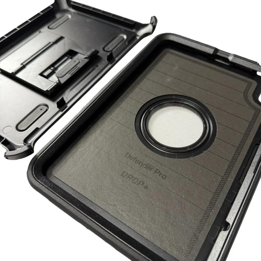OtterBox Defender Pro Series Case for iPad Mini (6th Gen) – Black